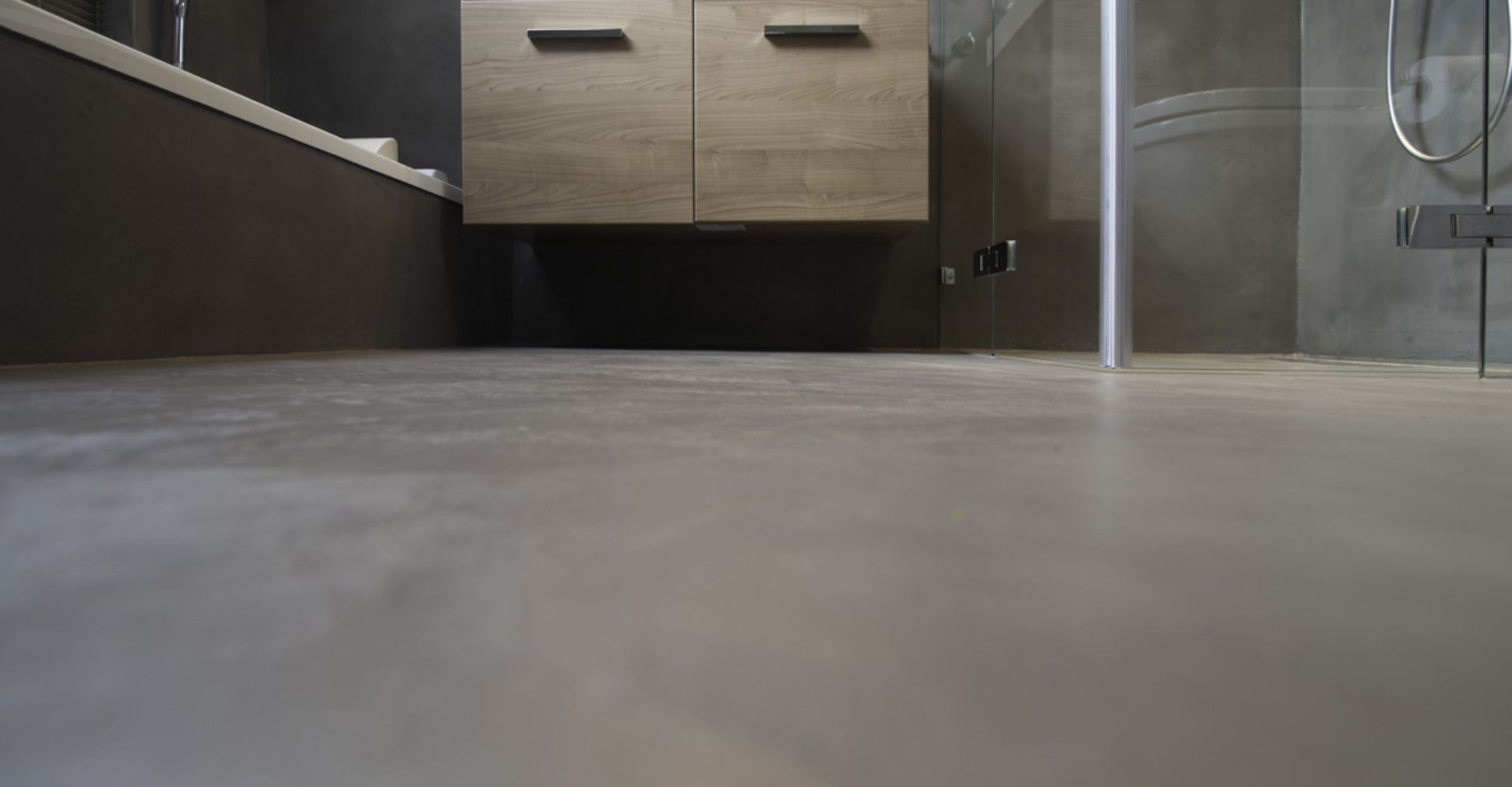 Beton badkamer prijzen: betonstuc badkamer prijs loft inrichting ...